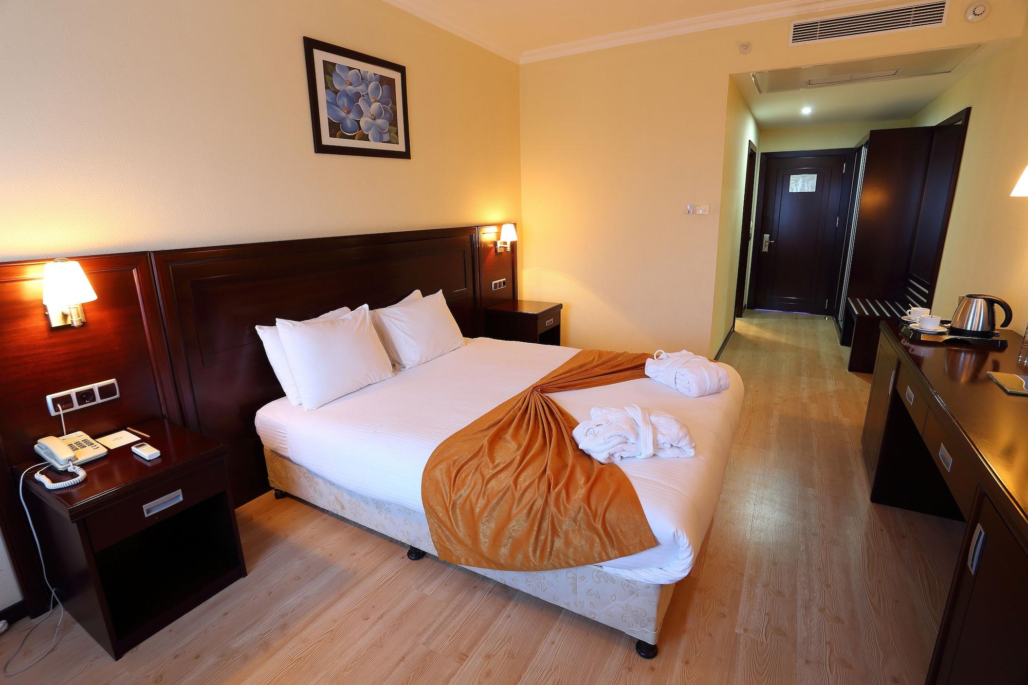 Eser Diamond Hotel Spa & Convention Center Istanbul Silivri Bagian luar foto
